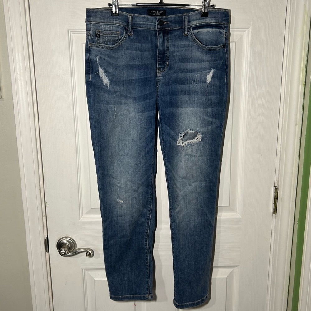 Judy Blue Boyfriend Fit Stretch Denim Distressed JB8275MD Size 11/30 Distressed